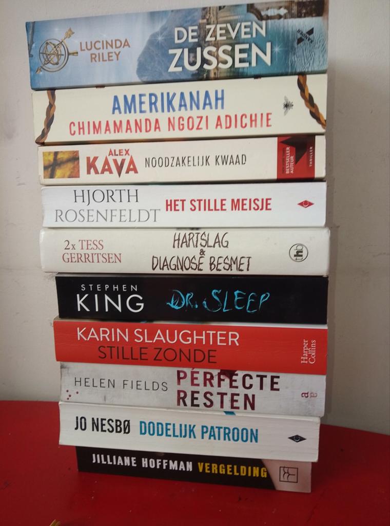 Diverse Thrillers & Romans - Boekenpakket, Boeken, Romans, Gelezen, Europa overig, Ophalen of Verzenden