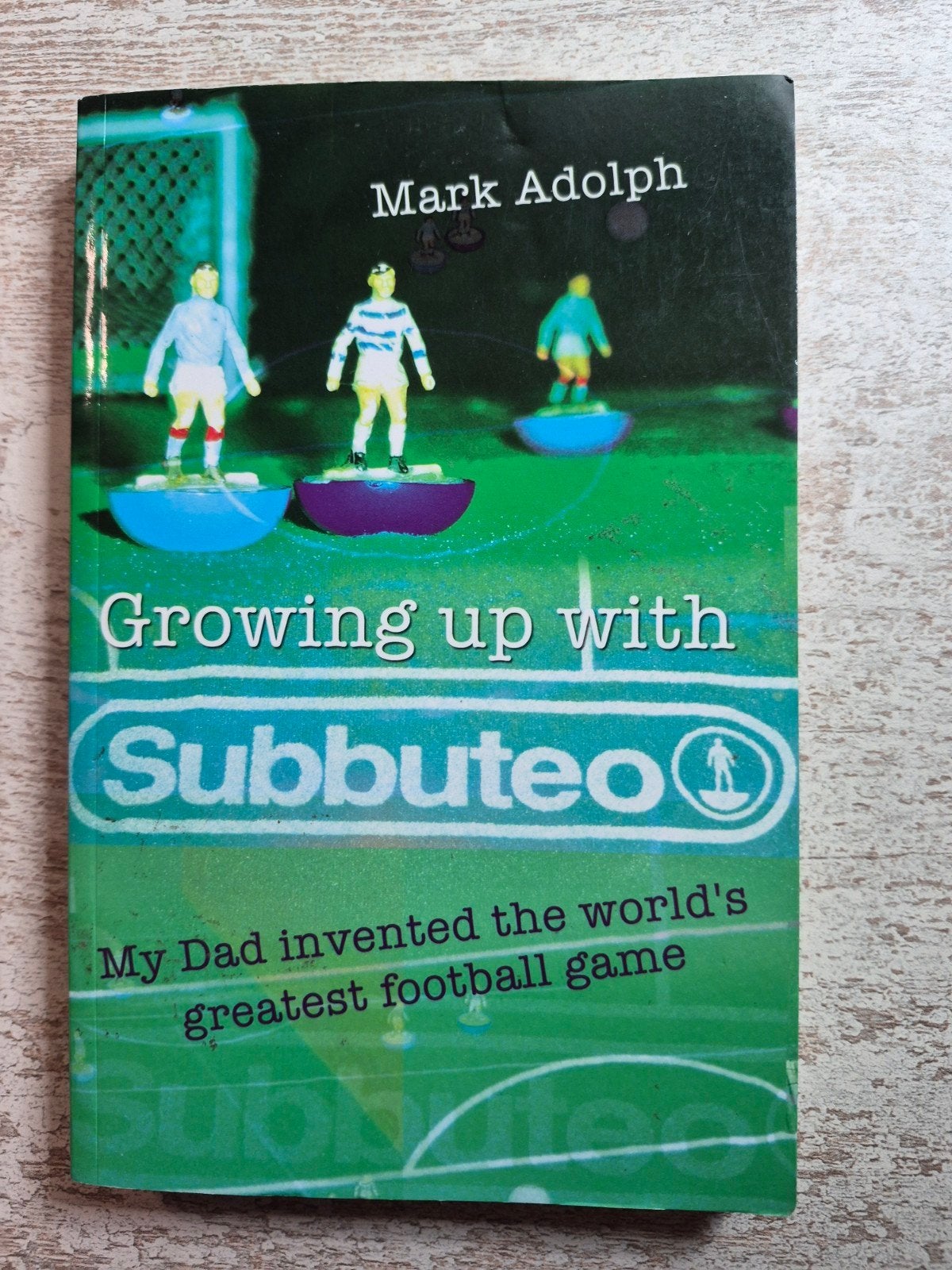 Growing up with Subbuteo - Mark Adolph (Engels), Ophalen of Verzenden, Gelezen, Mark Adolph, Overige sporten