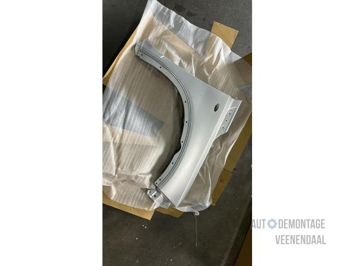 Scherm rechts-voor van een Suzuki Vitara (ZCC), -, -, Nieuw, Ophalen of Verzenden