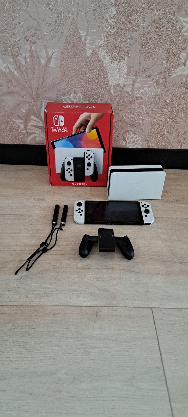 Nintendo Switch OLED, Spelcomputers en Games, Ophalen, Zo goed als nieuw, Met 1 controller, Switch OLED