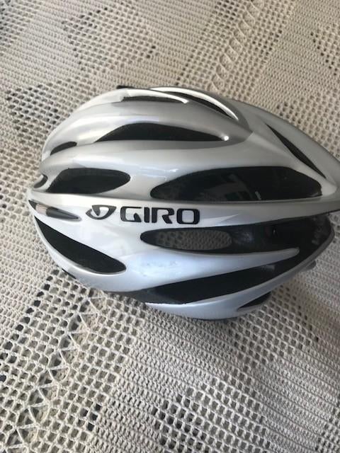 Giro helm, Ophalen, Zo goed als nieuw