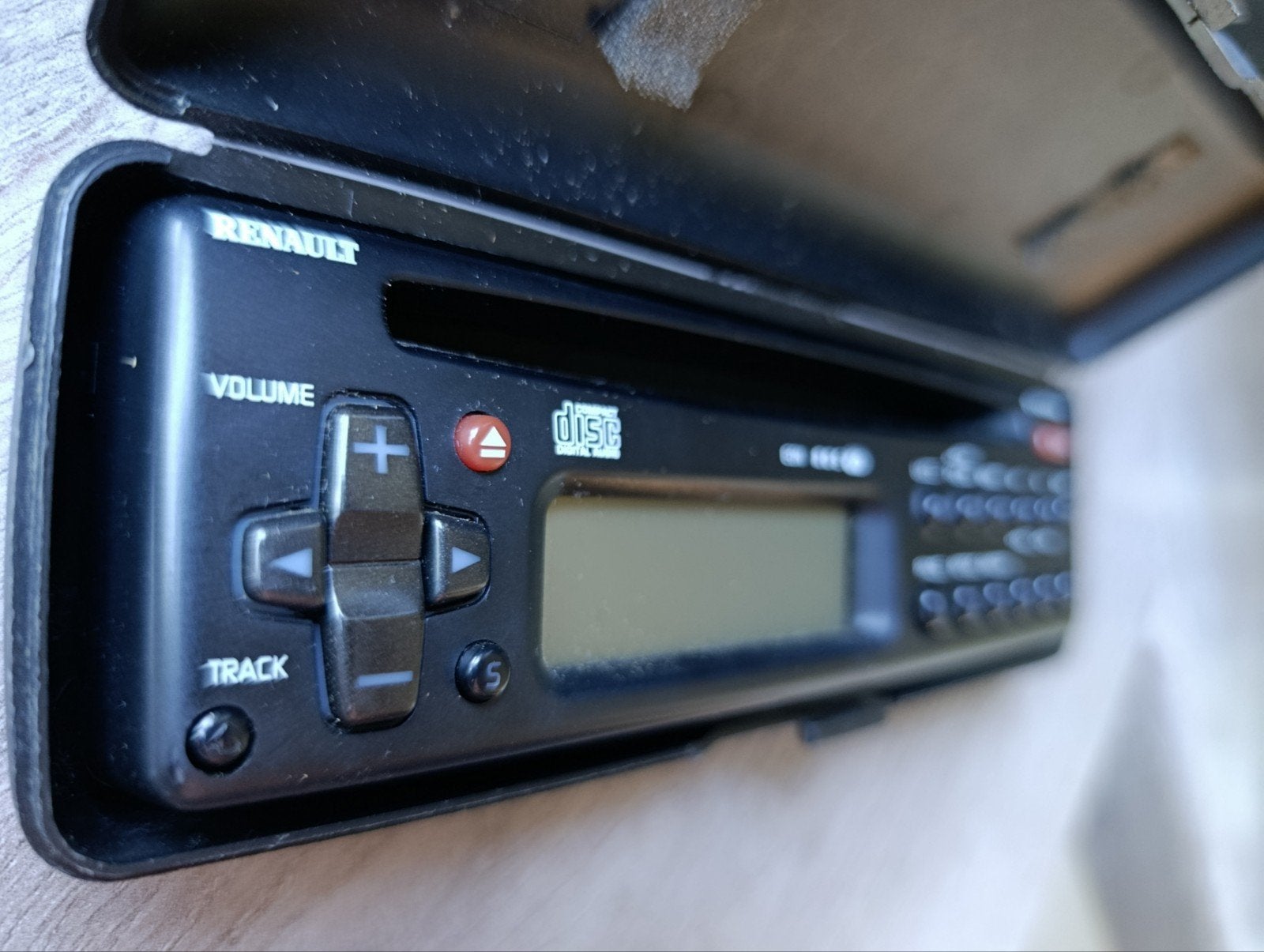 Pioneer/Renault CD-radio  met code en handleidi, Auto diversen, Ophalen of Verzenden