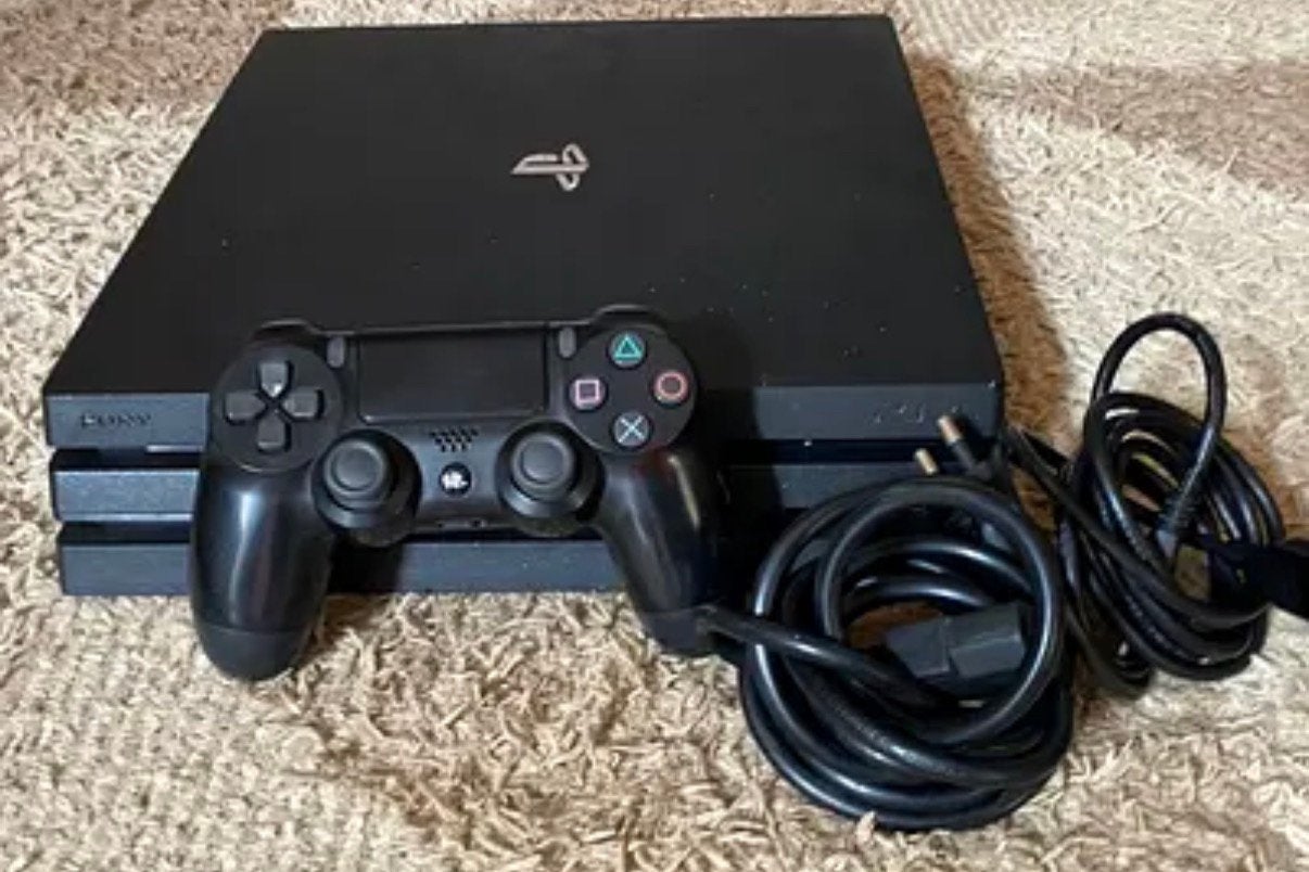 Playstation 4 Pro, Spelcomputers en Games, Ophalen of Verzenden, Zo goed als nieuw, 1 TB, Met 1 controller