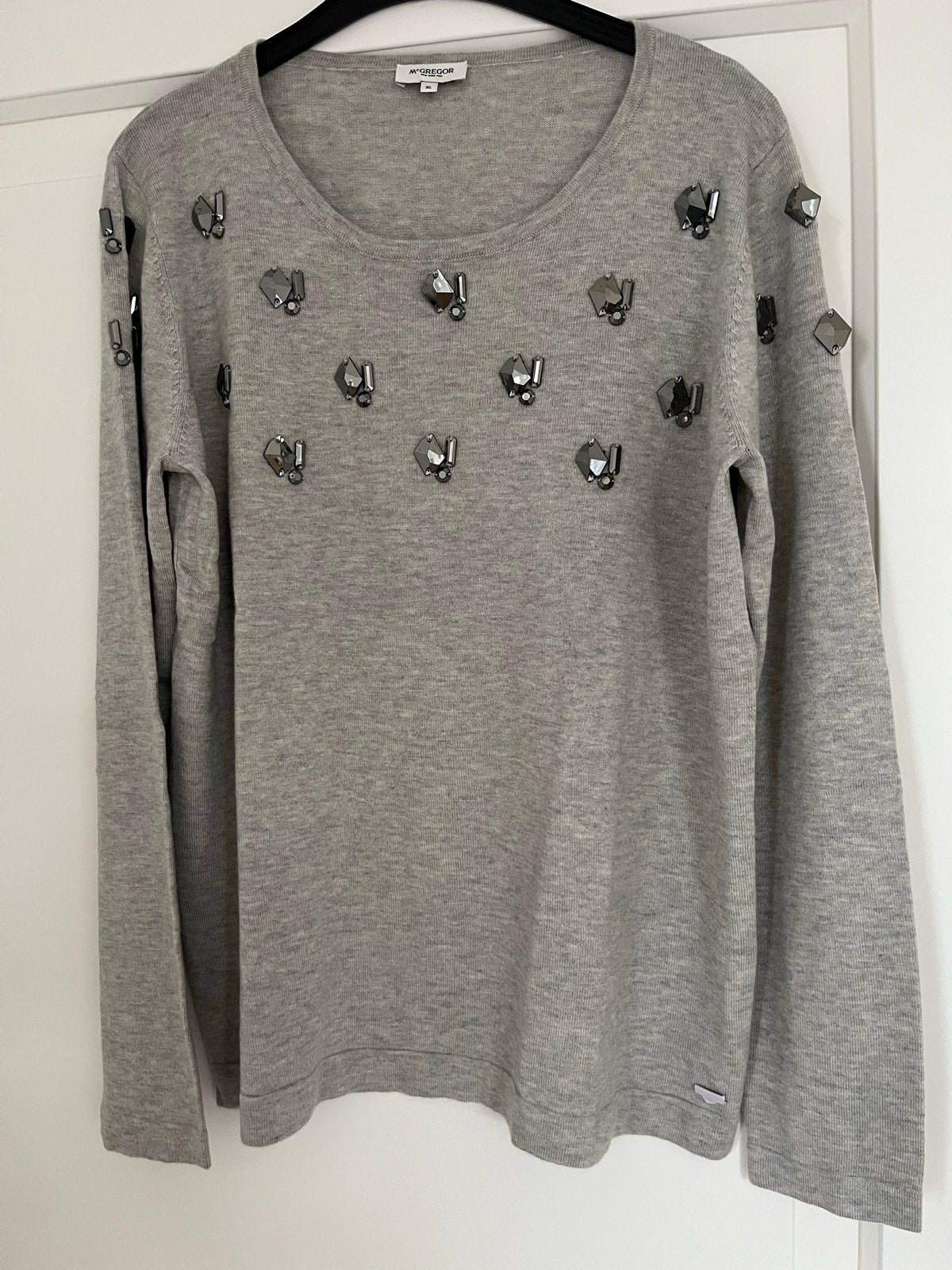 Nieuwe dames McGregor trui met pailletten - Grijs, Maat XL, Ophalen of Verzenden, Nieuw, Maat 46/48 (XL) of groter, Grijs