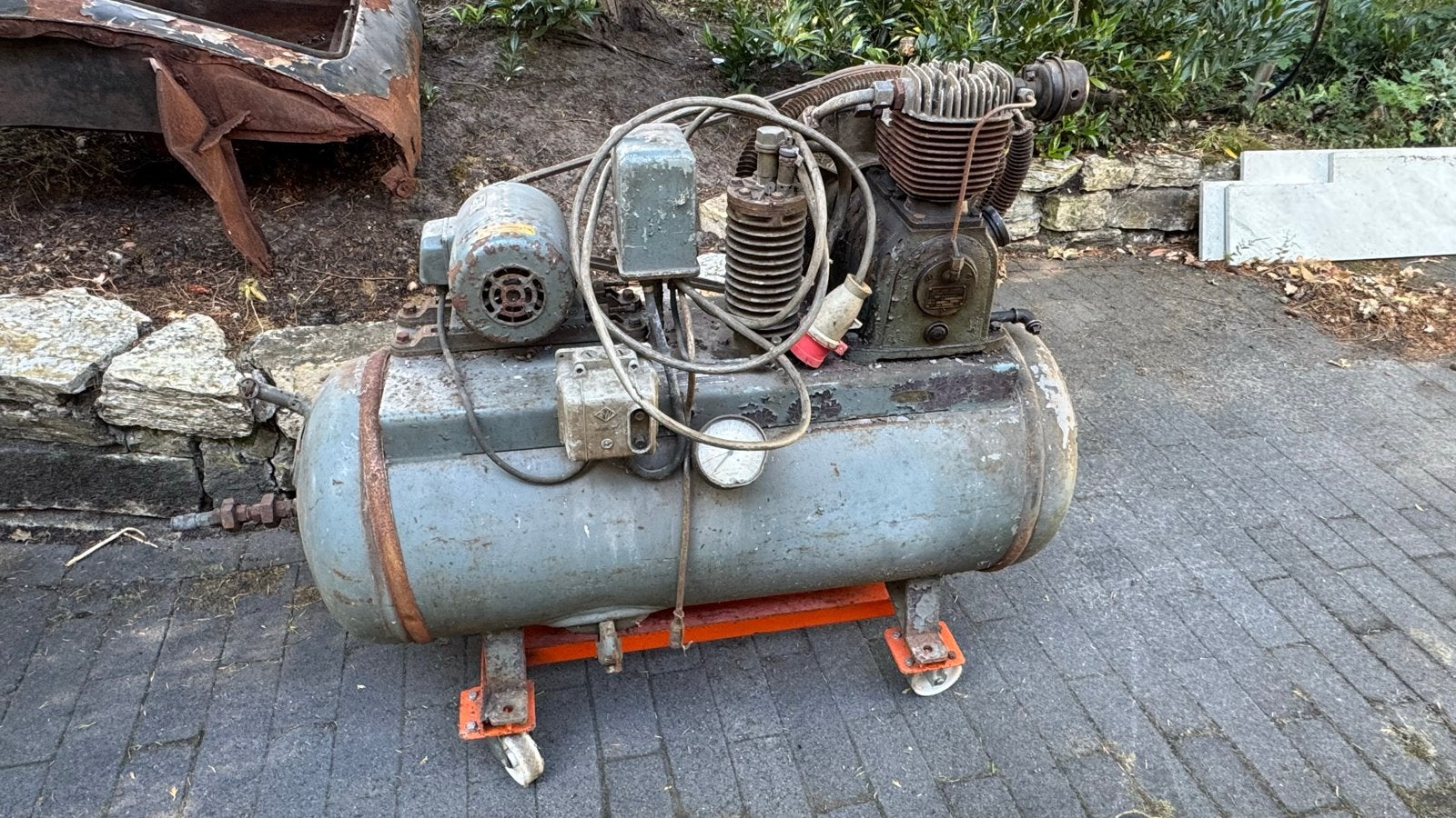 Vintage Compressor - Bouwjaar 1958 - Krachtstroom Motor, Doe-het-zelf en Verbouw, Compressors, Ophalen, Gebruikt, Minder dan 200 liter/min