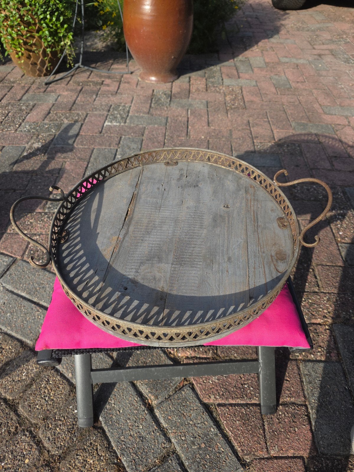 Houten dienblad met metalen rand, Gebruikt, Decoratieve rand, Rond, Ophalen of Verzenden