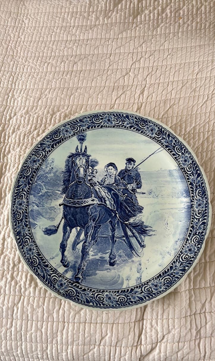 Royal Boch Delfts blauw bord paardenkar, Ophalen