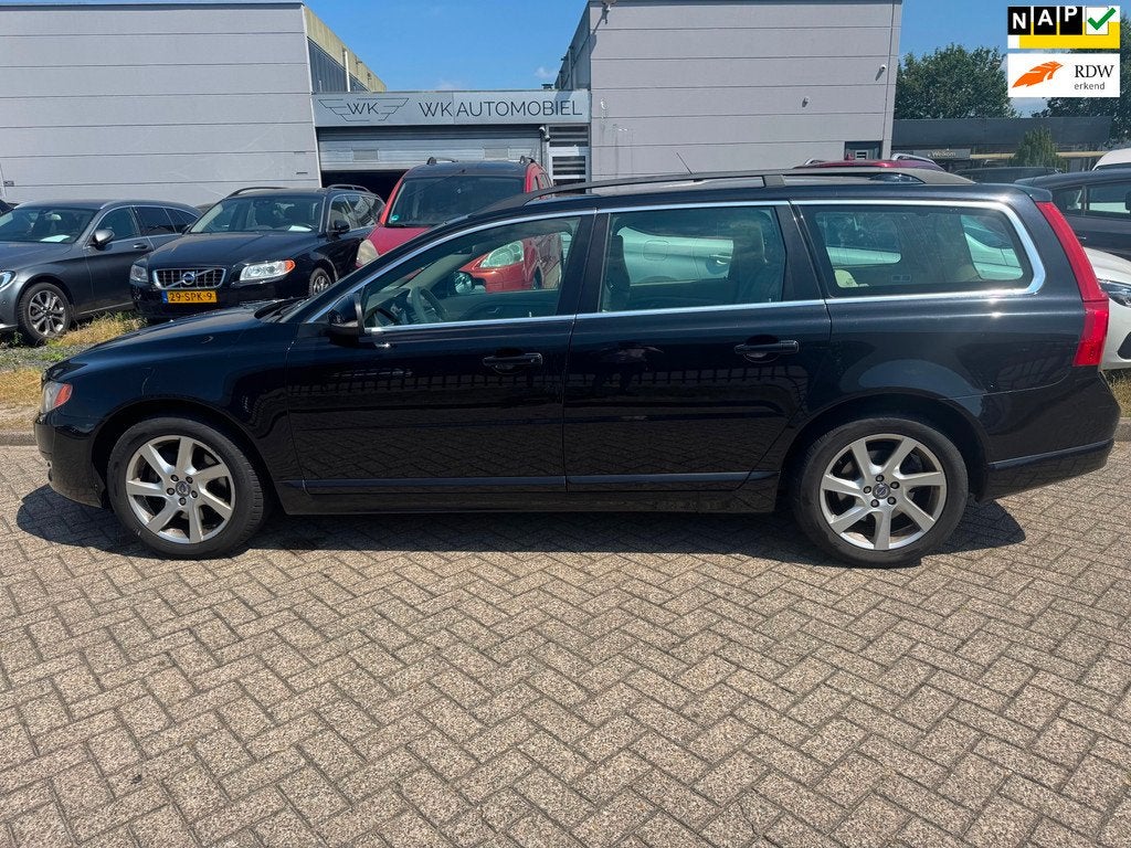 Volvo V70 2.0 D3 Limited Edition 5 cylinder prijs NL €4250, Auto's, Volvo, Voorwielaandrijving, Euro 5, 1566 kg, Gebruikt