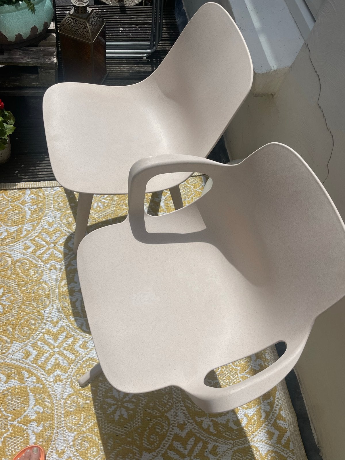 Set van 2 stoelen: draaibare bureaustoel en normale stoel, Huis en Inrichting, Stoelen, Ophalen, Kunststof, Gebruikt, Twee