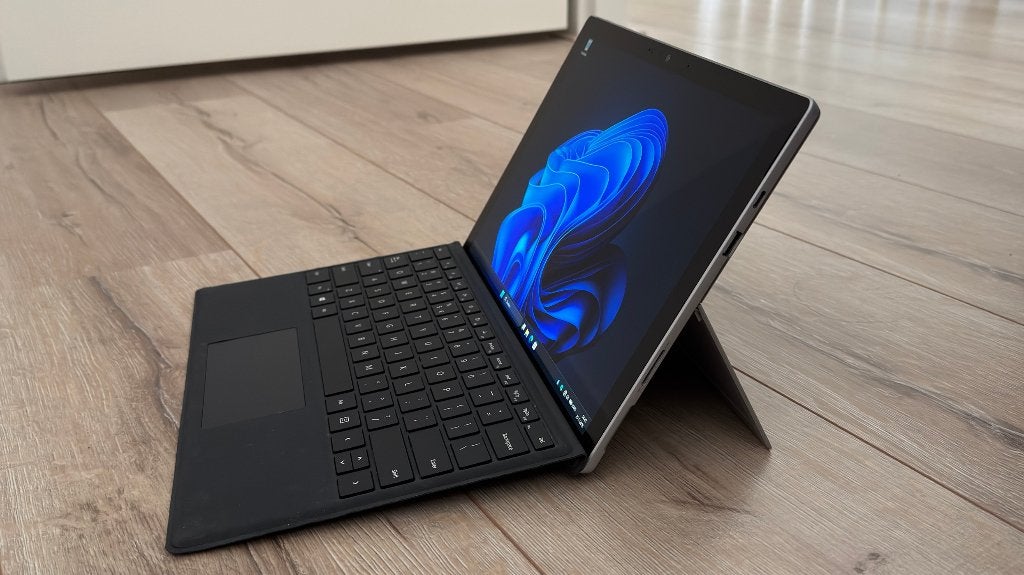 Surface Pro 7 Intel i5 | 8GB | 256GB SSD | Keyboard | W11Pro, Computers en Software, Windows Laptops, Zo goed als nieuw, 12 inch