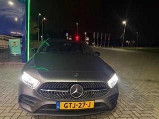 Mercedes-Benz A-Klasse A 250 e 218pk 8G-DCT 2022 Grijs, 160 pk, Stoelverwarming, Plug-in hybride, Grijs