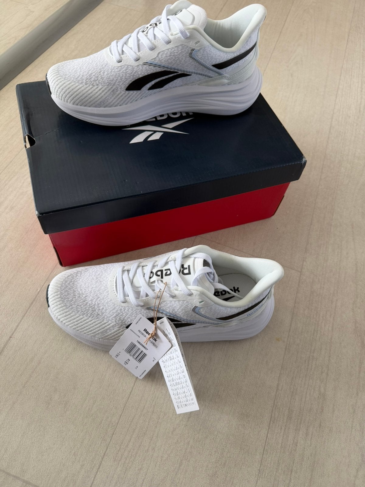 Reebok dames sneakers nieuw maat 39, Ophalen of Verzenden, Nieuw