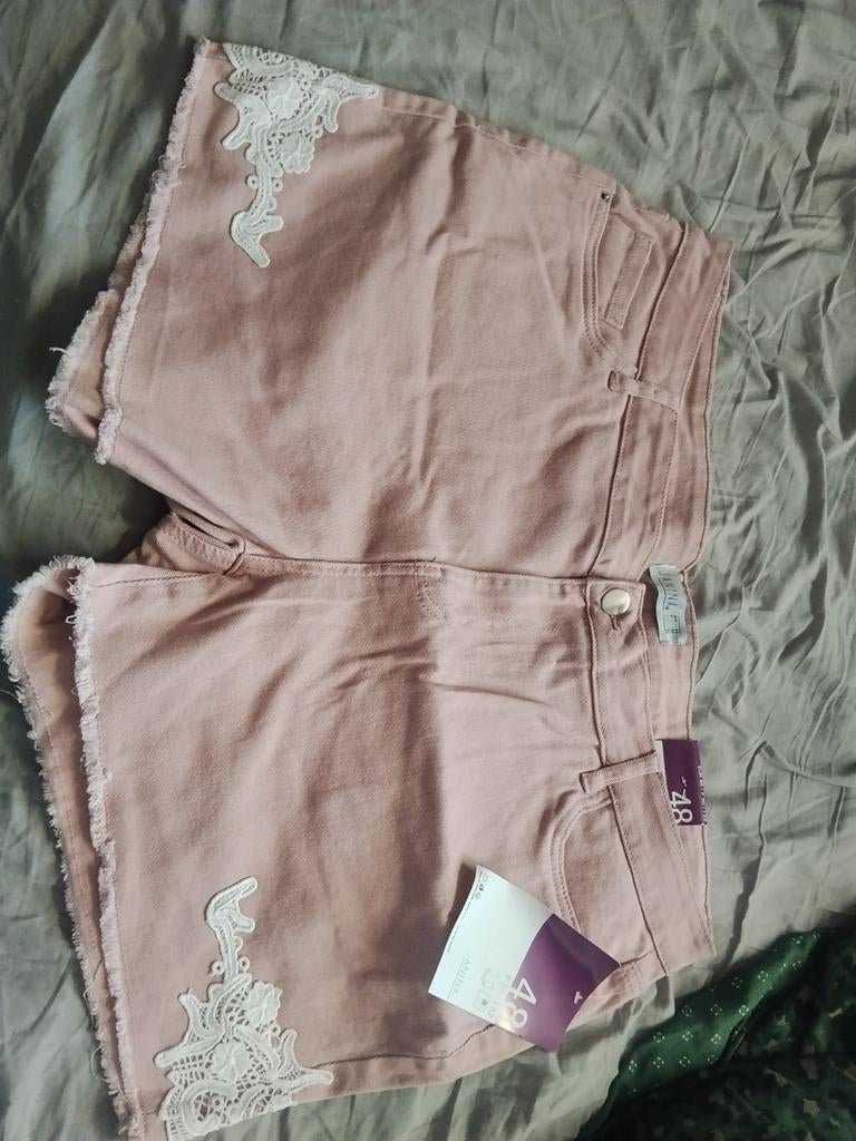 Korte broek nieuw, Kleding | Dames, Grote Maten, Nieuw, Ophalen of Verzenden, Roze, Janina