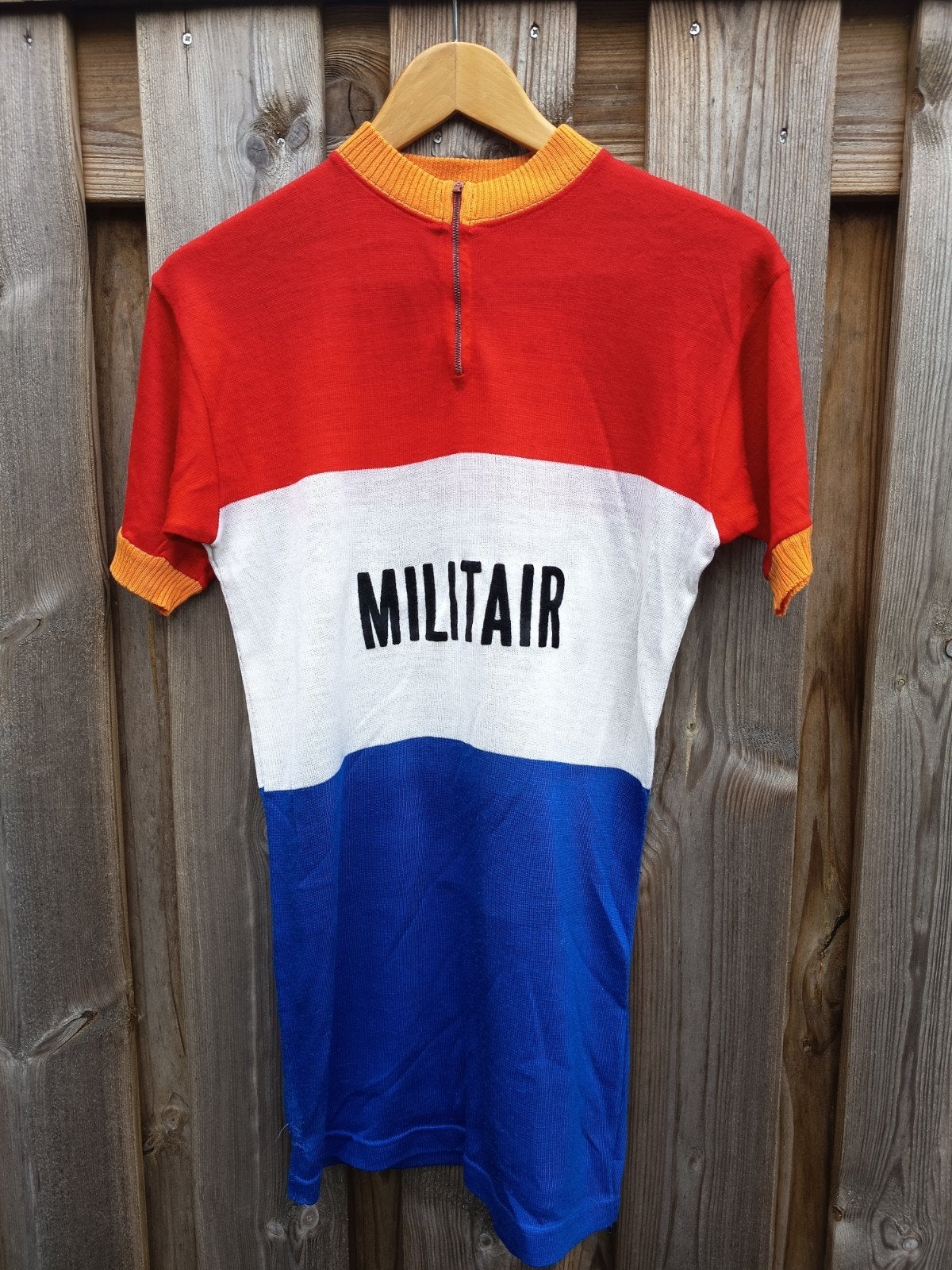 Wielertrui Militair rood wit blauw, Ophalen of Verzenden