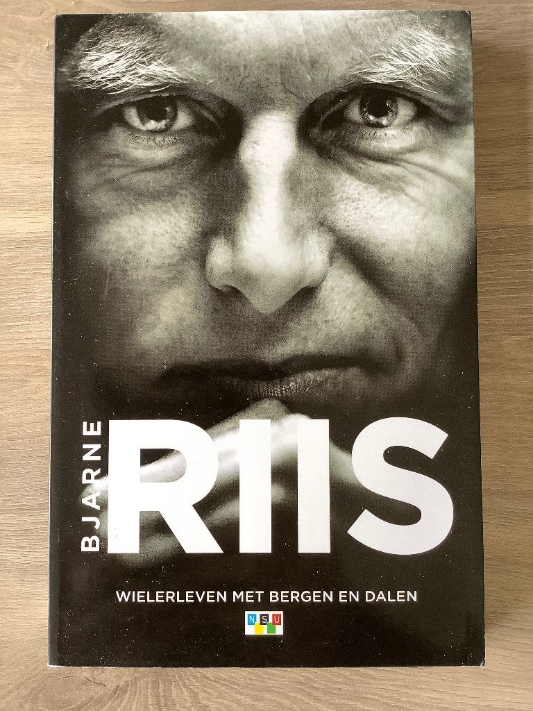 Bjarne Riis wielerleven met bergen en dalen, Lopen en Fietsen, Ophalen of Verzenden, Zo goed als nieuw, Bjarne Riis