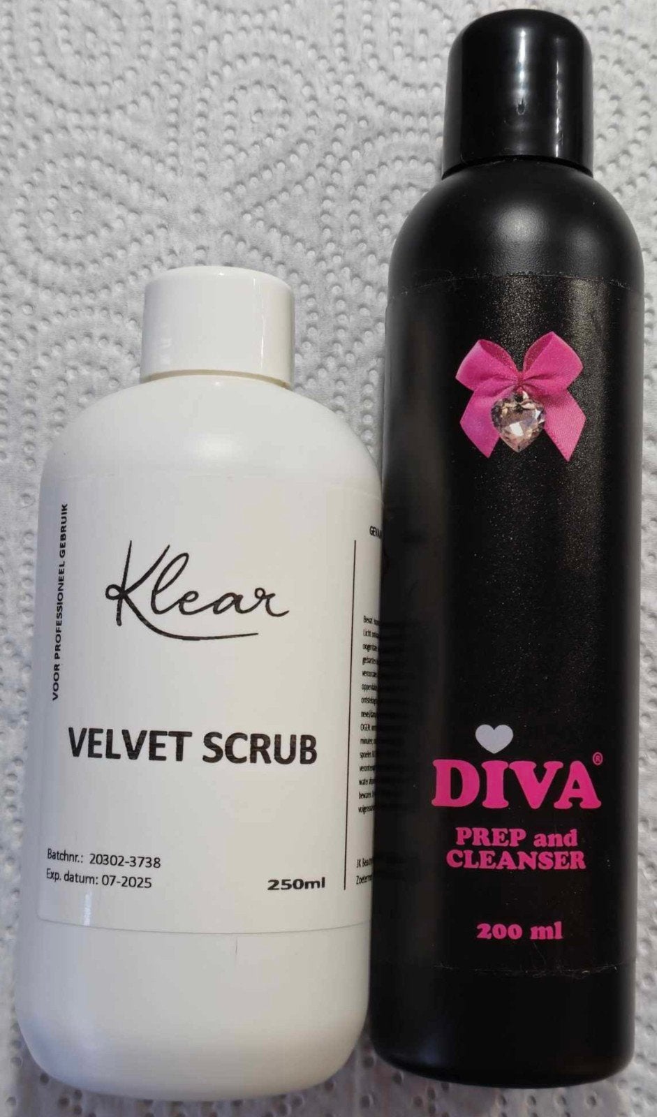 Klear velvet scrub + diva prep and cleanser, Ophalen of Verzenden, Zo goed als nieuw, Handen en Nagels