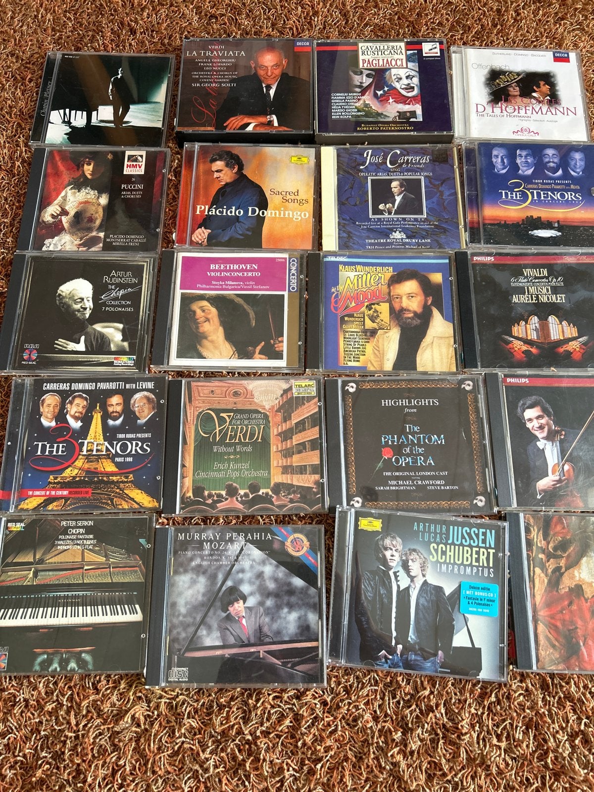 Grote collectie klassieke muziek CD's - diverse artiesten, Ophalen, Opera of Operette, Zo goed als nieuw, Inclusief boekje