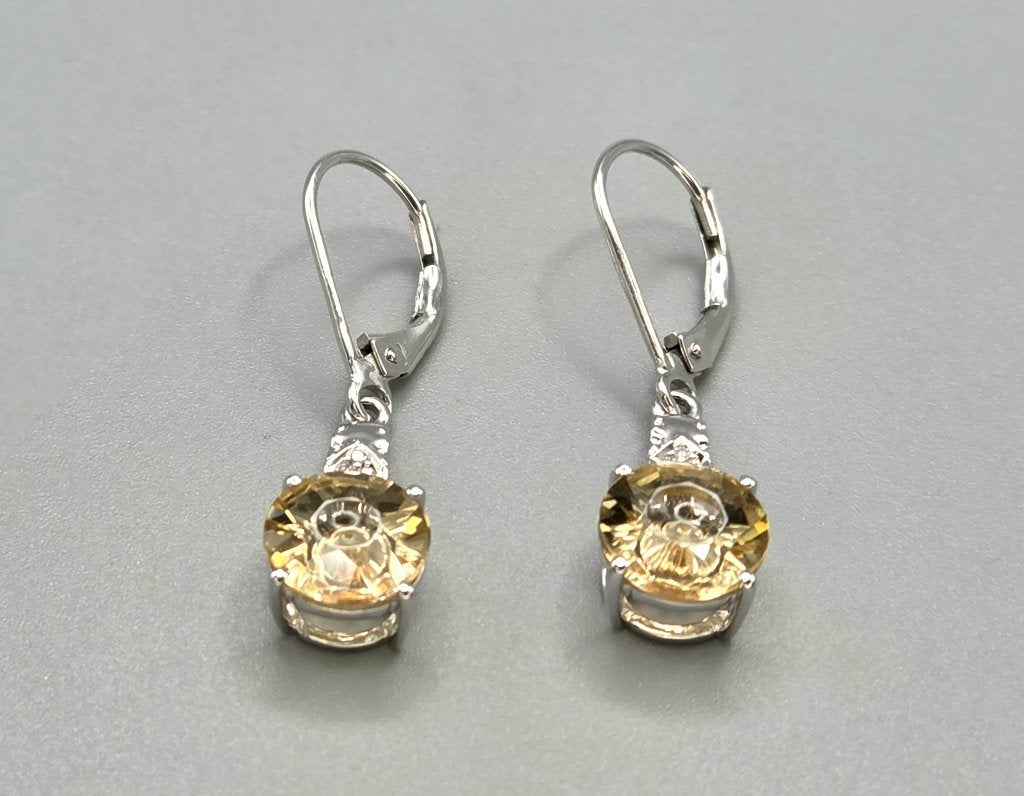 Gouden Vintage oorbellen met citrien en diamant. 2026/701