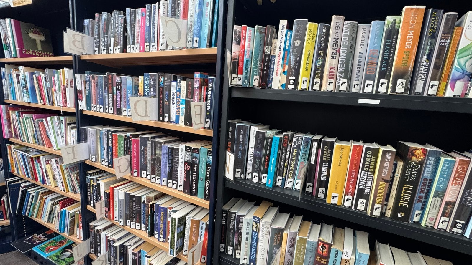 LAATSTE DAGEN Diverse boeken - Nu slechts €0,50 per stuk!, Boeken, Ophalen of Verzenden, Gelezen