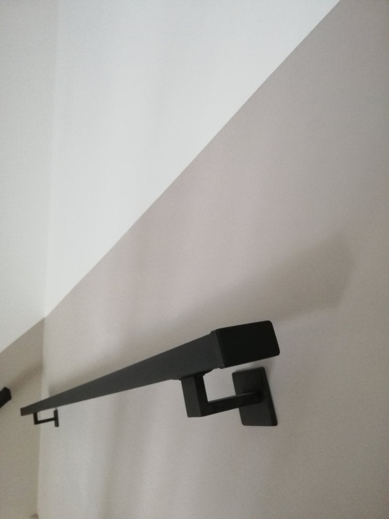 Nieuwe metalen mat zwarte trapleuning, Ophalen, Nieuw, Aluminium