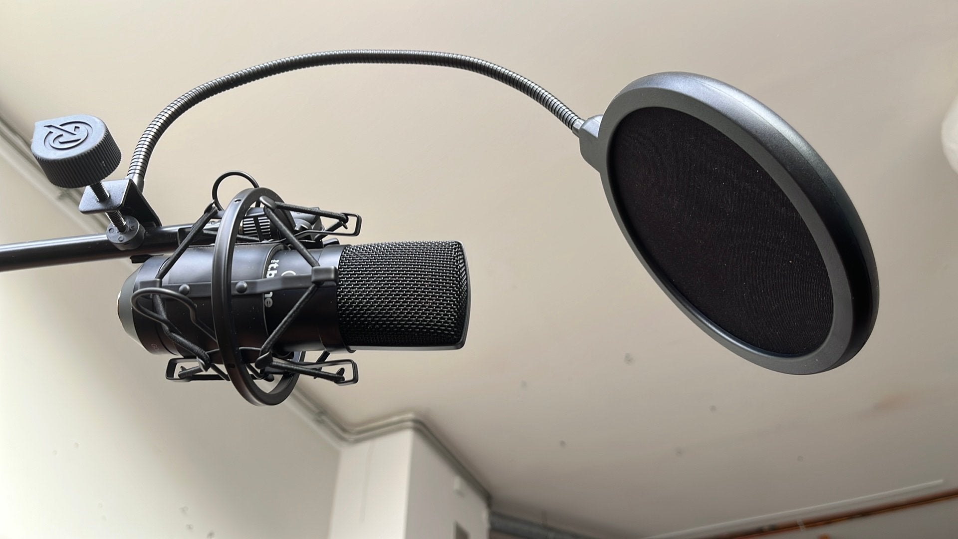 t.bone sc 400 microphone + Popkiller + stand, Muziek en Instrumenten, Microfoons, Ophalen, Zo goed als nieuw, Studiomicrofoon