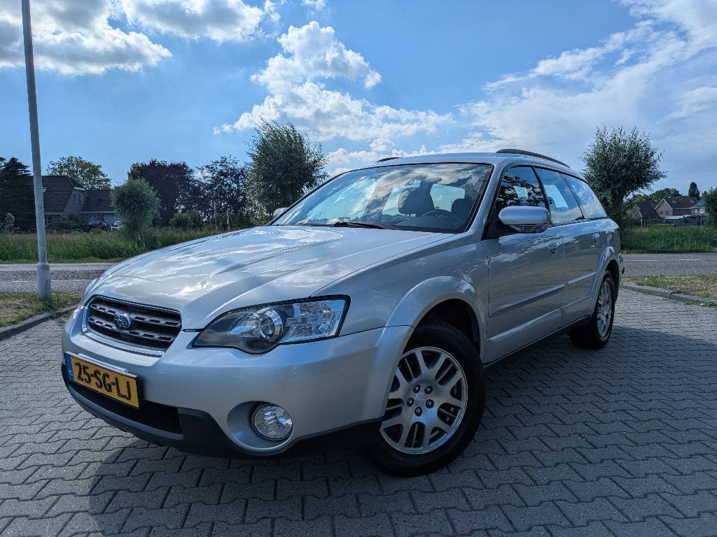 Subaru Legacy 2.5 Outback AWD 2006 Grijs