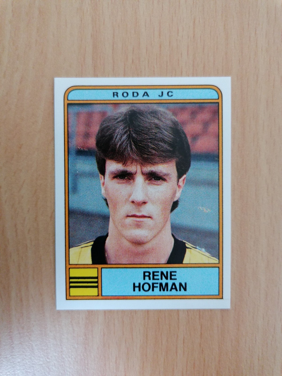 Panini Voetbal 84 #239 Rene Hofman., Verzamelen, Ophalen of Verzenden, Zo goed als nieuw, Ajax, Poster, Plaatje of Sticker