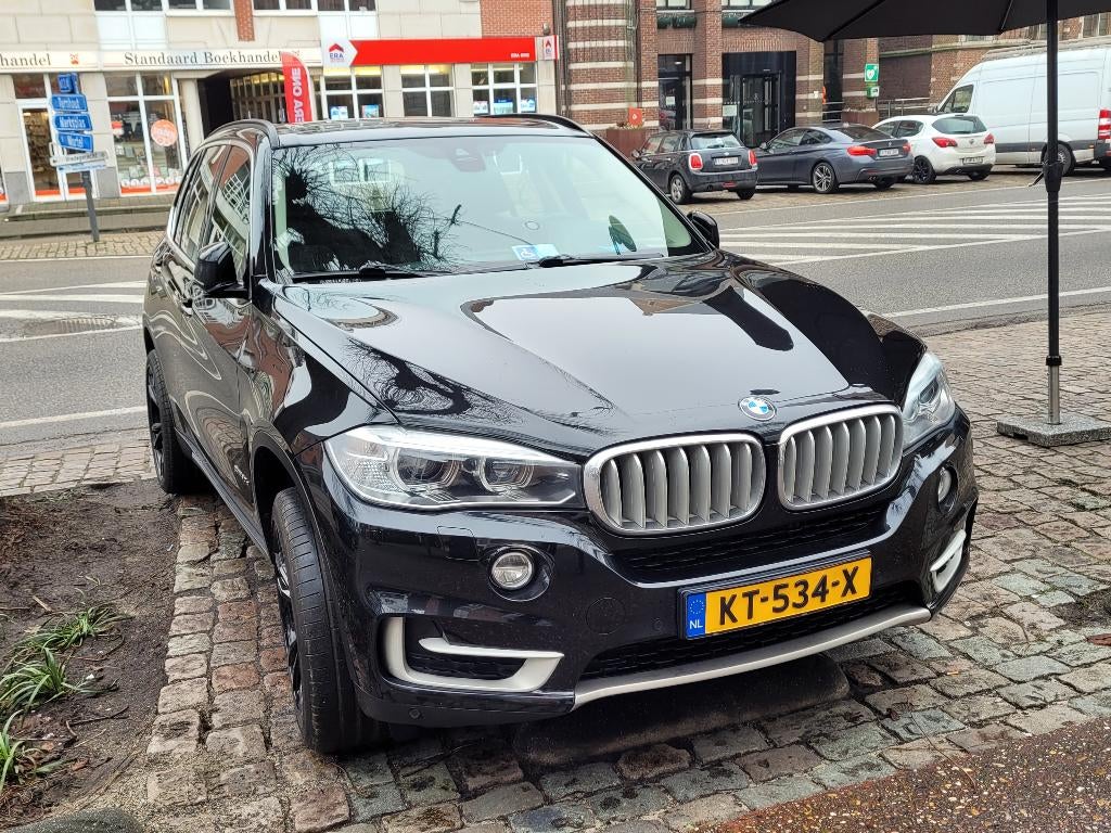 BMW X5 Xdrive 30D Aut8 2016 Zwart 179000km van 2e eig partic, Auto's, BMW, Particulier, X5, 360° camera, 4x4, ABS, Achteruitrijcamera