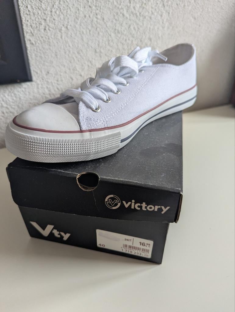 Witte Victory sneakers maat 40, Kleding | Dames, Ophalen, Nieuw, Wit