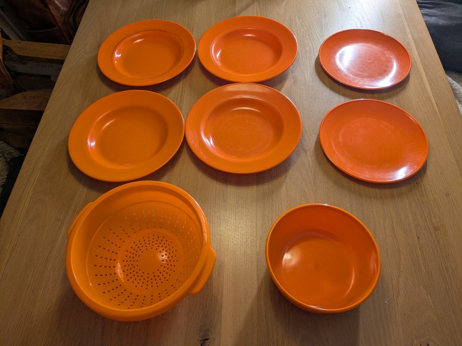 mepal plastic oranje borden, vergiet en kom retro, vintage., Ophalen, Stapelbaar, Overige typen, Oranje