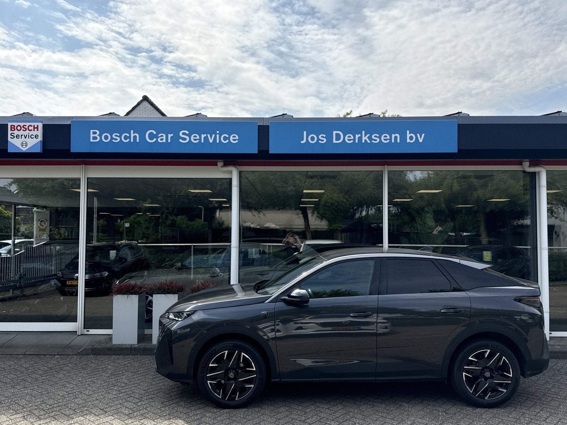 Peugeot 3008 1.2 Hybrid 145 GT - Camera | Matrix Led | Stoel, 12 maanden, Gebruikt, 1199 cc, Leder en Stof