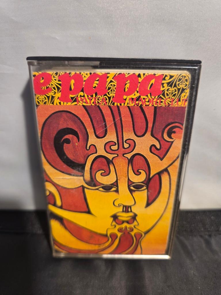E Papa Cassette Tape - Traditional Music, Cd's en Dvd's, Cassettebandjes, Gebruikt, Wereldmuziek, 1 bandje, Ophalen of Verzenden