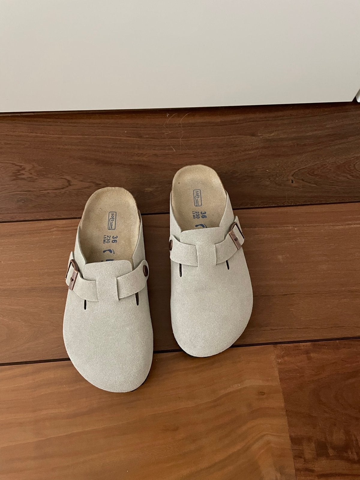 Clogs - Zo goed als nieuw, Ophalen of Verzenden, Zo goed als nieuw, Beige, Instappers