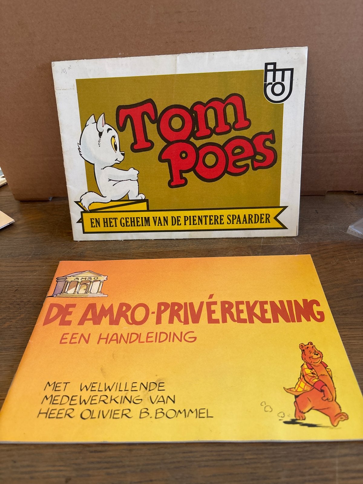 Tom Poes en het geheim van de pientere spaarder + AMRO, Ophalen of Verzenden, Zo goed als nieuw