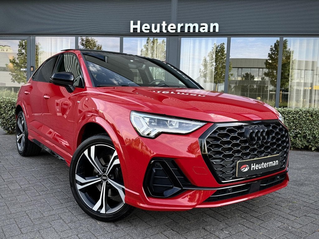 Audi Q3 Sportback 45 TFSI e S Edition Pano/Leder/ACC/Sfeer, Gebruikt, Hybride Elektrisch/Benzine, 13 kWh, SUV of Terreinwagen