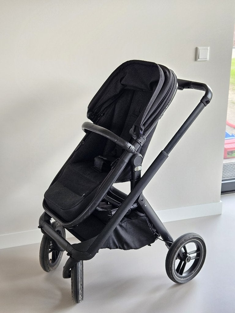 Dubatti one kinderwagen met stoeltje, Gebruikt, Luchtbanden, Ophalen, Kinderwagen