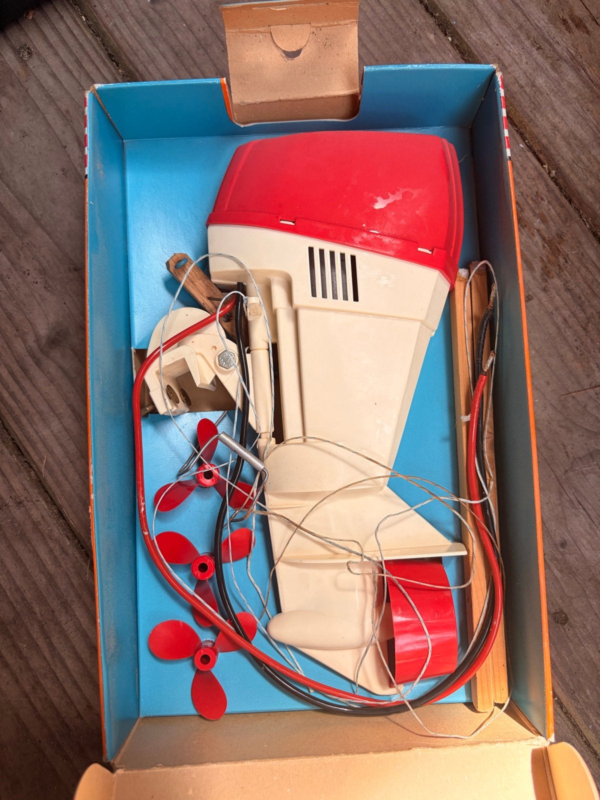 Vintage Marx Neptun 100 Elektrische Buitenboordmotor, Watersport en Boten, Ophalen, Zo goed als nieuw, Motor en Techniek, Motorboot
