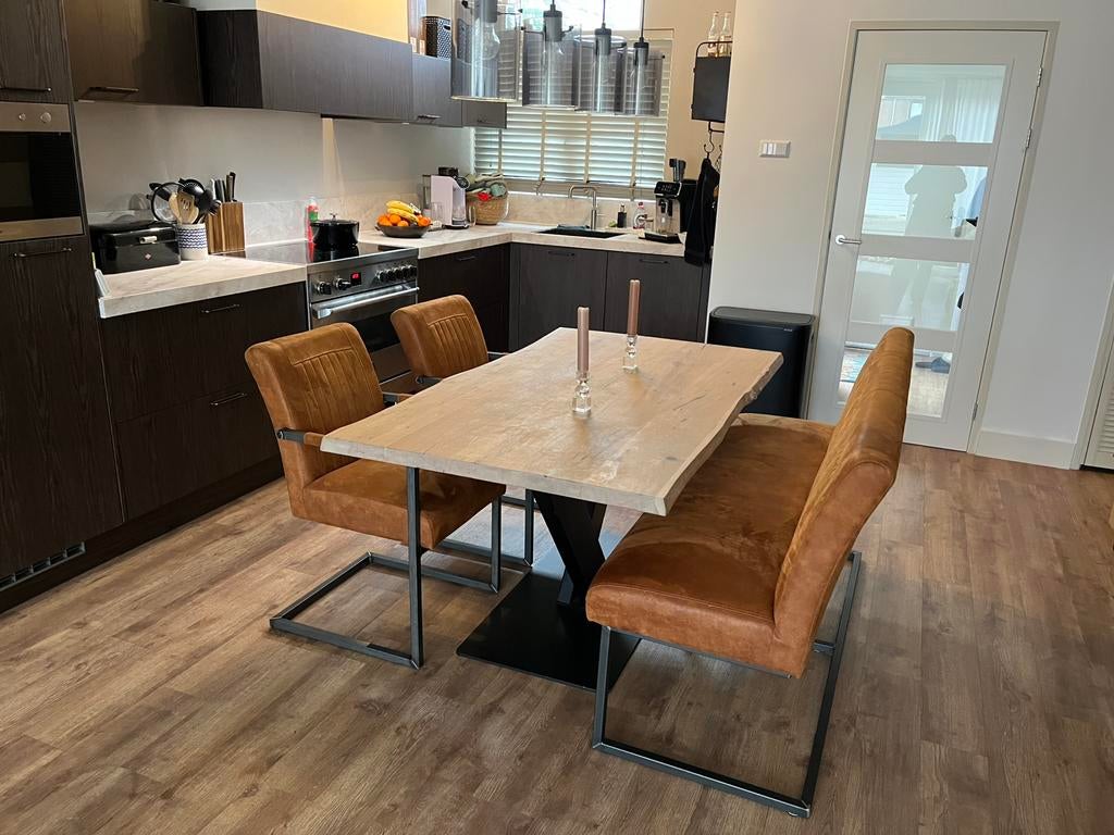 Complete eethoek inclusief eetbank en stoelen, Ophalen, Zo goed als nieuw, 4 tot 6 stoelen