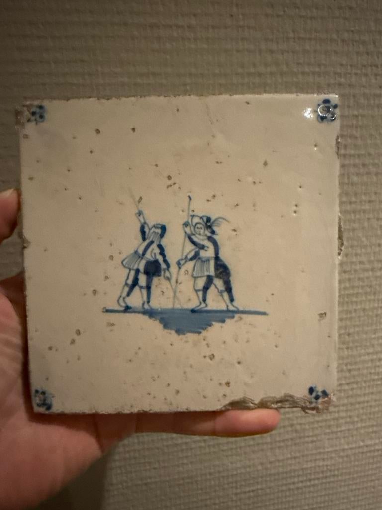 Antieke Delfts Blauw Tegel kinderen die polstok hoogspringen, Ophalen of Verzenden