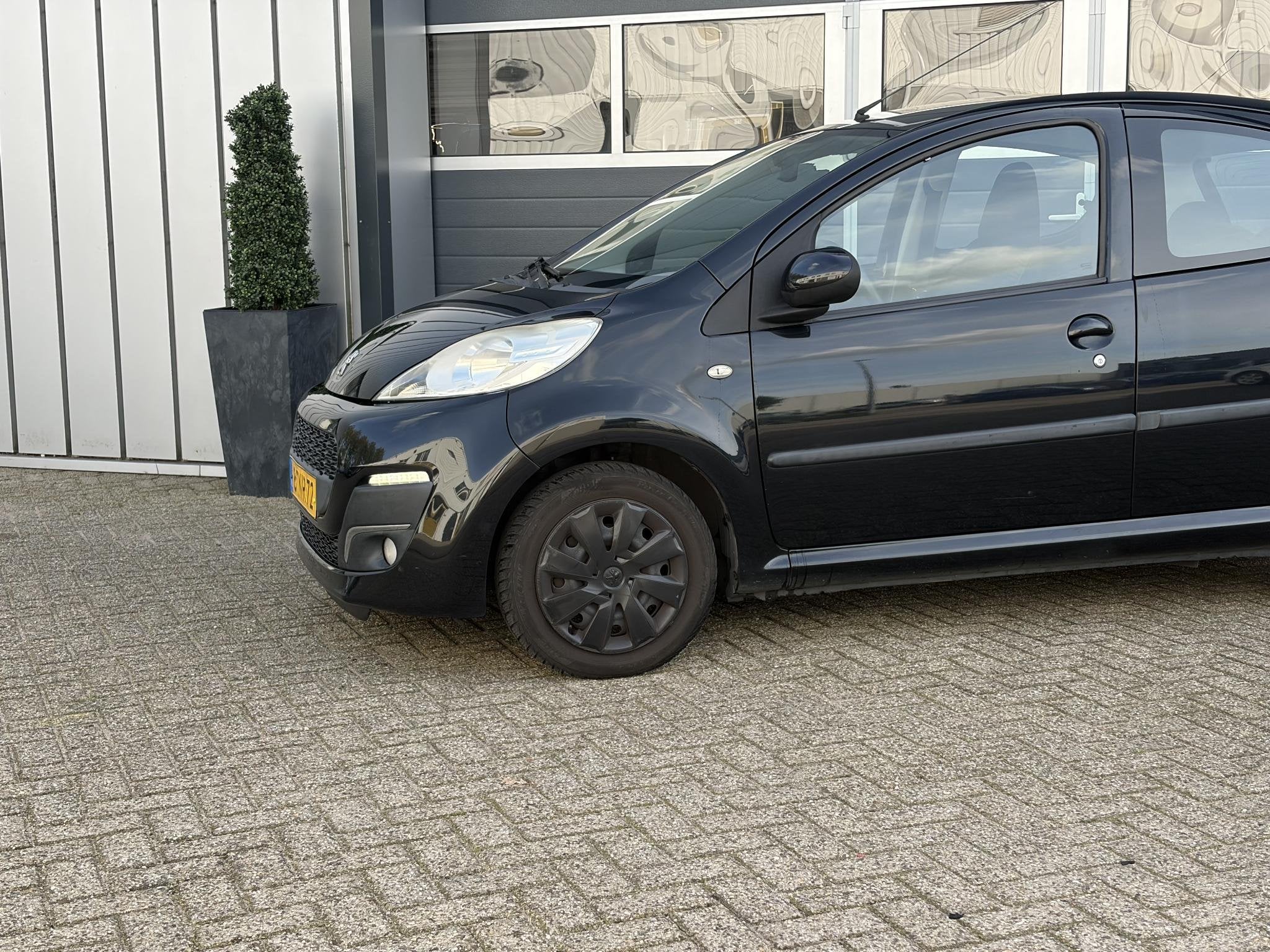 Peugeot 107 1.0 Active | Airco | CV | Toerenteller | 5 deurs, Auto's, Voorwielaandrijving, Euro 5, Stof, Gebruikt