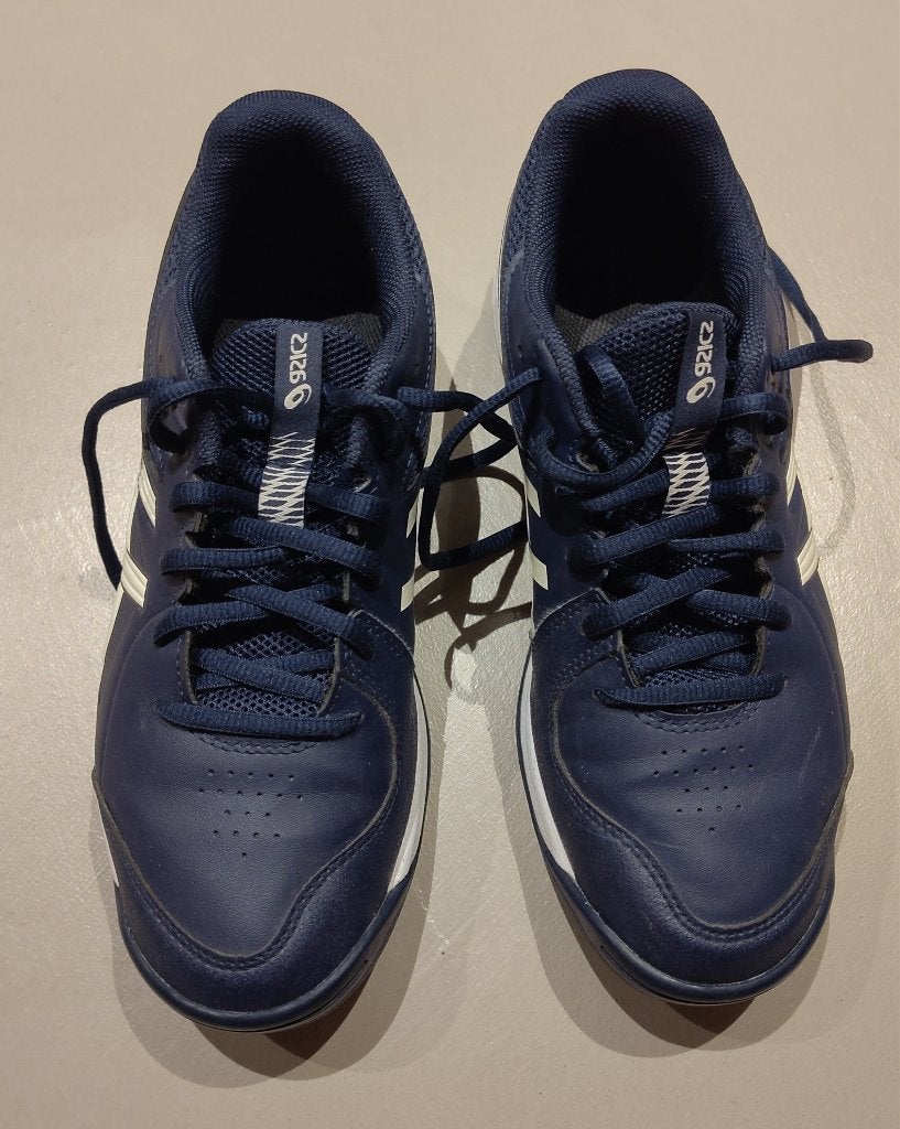 hockeyschoenen / korfbalschoenen, Ophalen of Verzenden, Zo goed als nieuw, Schoenen