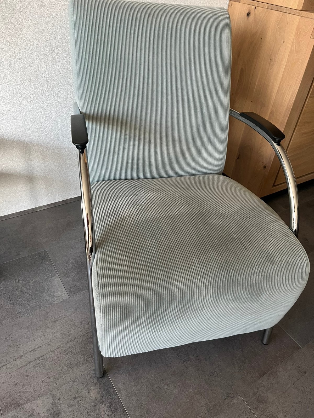 Zacht groene ribcord stoel, Ophalen, 75 tot 100 cm, Zo goed als nieuw, Stof