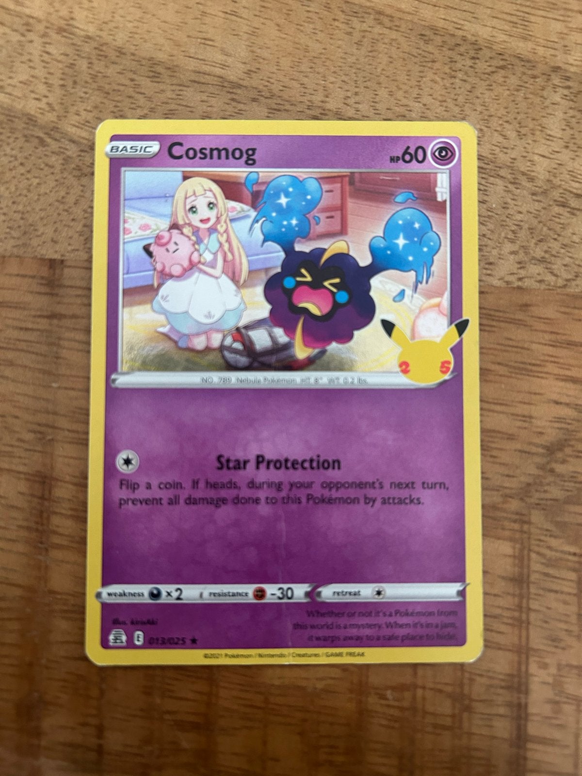 Cosmog Pokémon kaart (Celebrations 25th Anniversary), Ophalen of Verzenden, Zo goed als nieuw, Losse kaart