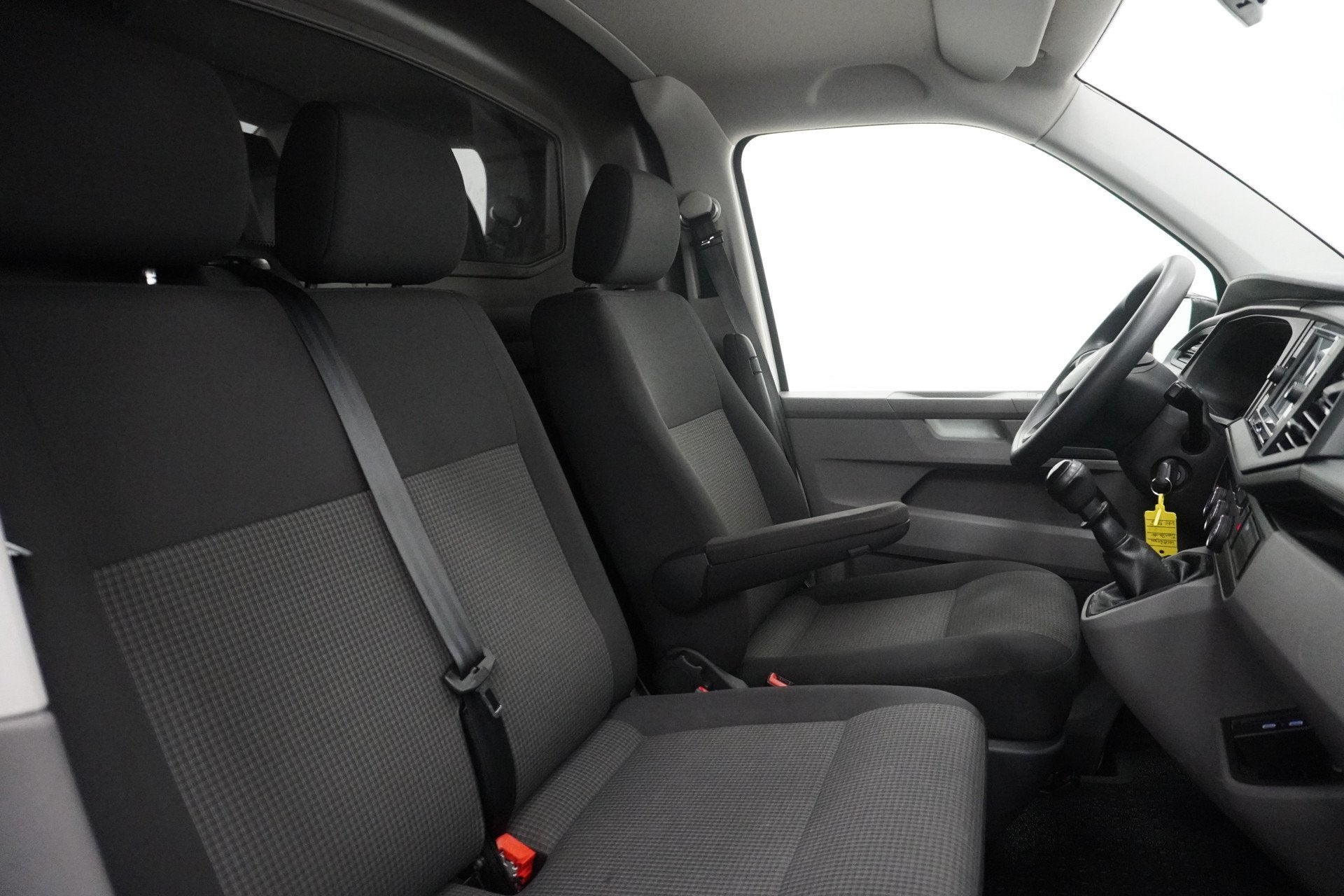 Volkswagen Transporter 2.0 TDI EURO 6 - Airco - Cruise - Car, Auto's, Stof, Gebruikt, 4 cilinders, Volkswagen