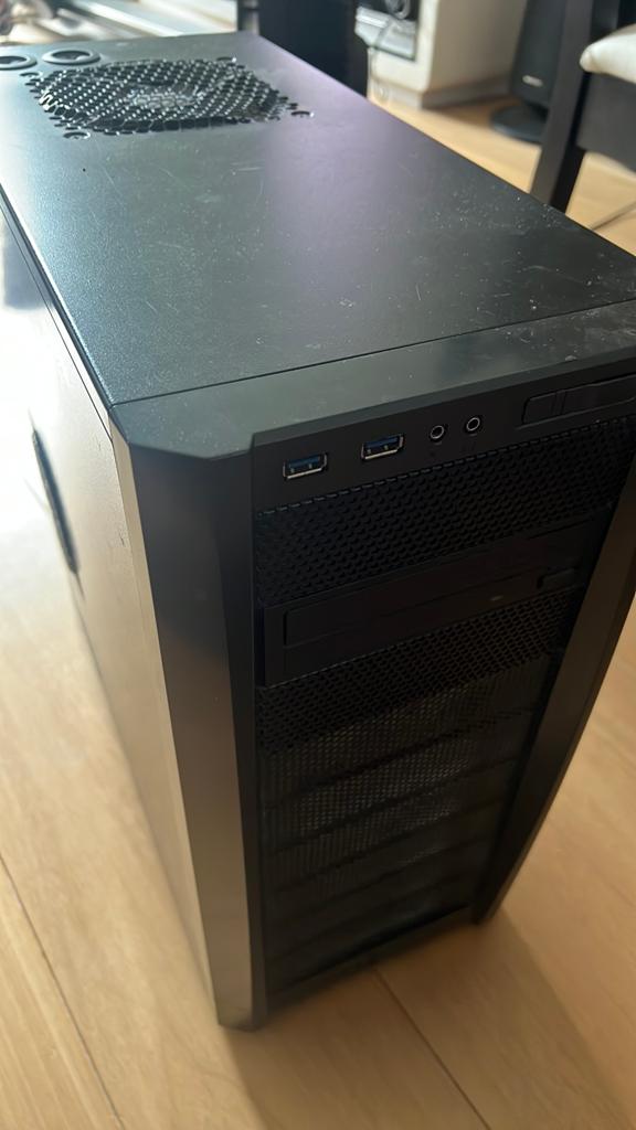 Antec three hunderd PC Behuizing - Gebruikt, Computers en Software, Desktop Pc's, Gebruikt, Onbekend, Minder dan 4 GB, Ophalen
