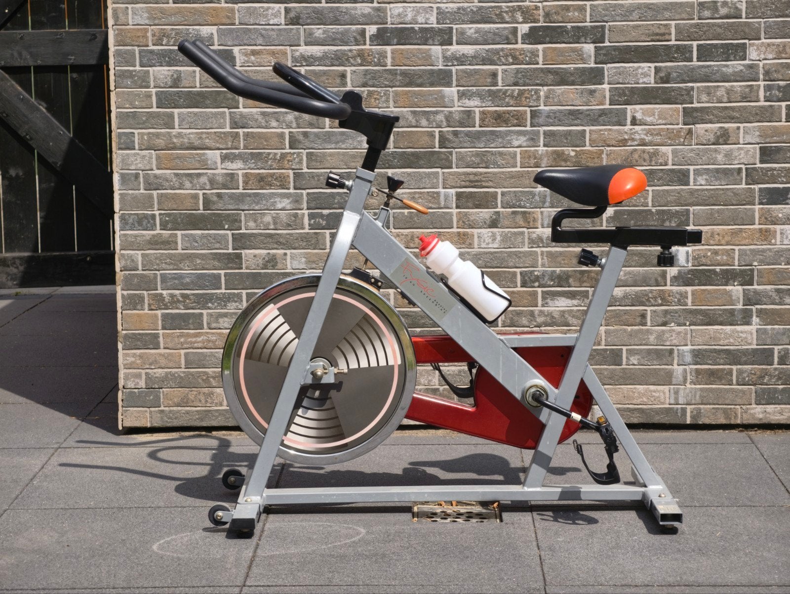 Rossler 10 KG Speedbike - Spinningfiets, Sport en Fitness, Fitnessapparatuur, Gebruikt, Spinningfiets, Benen, Metaal, Ophalen