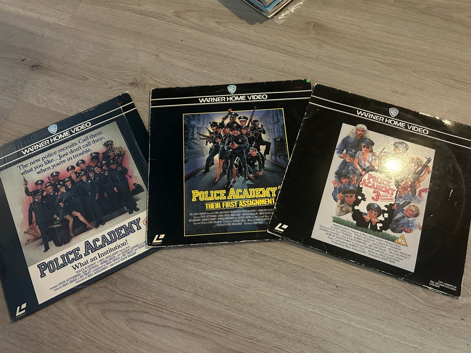 Police Academy 1, 2 en 3 op Laserdisc / Laservision, Ophalen of Verzenden, Zo goed als nieuw