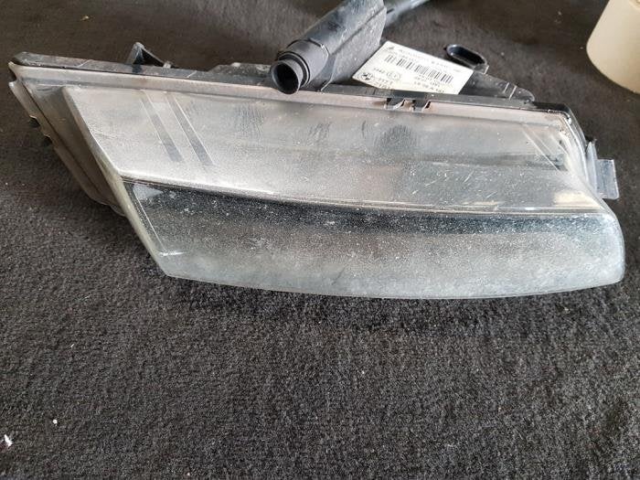 Mistlamp rechts-voor van een BMW 1-Serie, Auto-onderdelen, Gebruikt, -, -, 3 maanden garantie