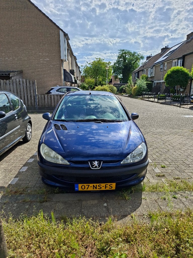 Peugeot 206 1.4 X-line 3D 2004 Blauw, Auto's, Voorwielaandrijving, 31 €/maand, 4 cilinders, Blauw