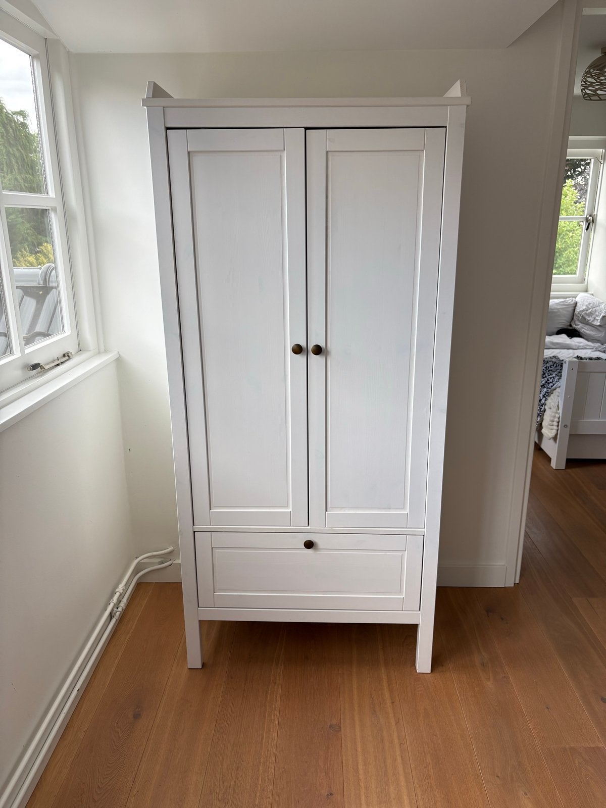 IKEA SUNDVIK Kledingkast wit - Zo goed als nieuw, Huis en Inrichting, Kasten | Kledingkasten, Ophalen, 50 tot 100 cm, Zo goed als nieuw